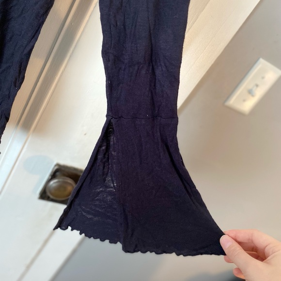 Long Sleeve Black Top With Bell Sleeves - Picture 4 of 4